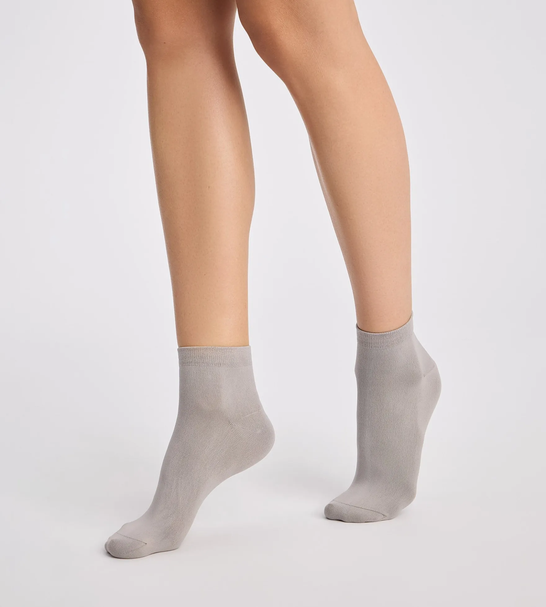 Chaussettes femme lot de 2 paires marine et gris