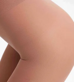 Collant opaque velouté Cognac 50D Dim