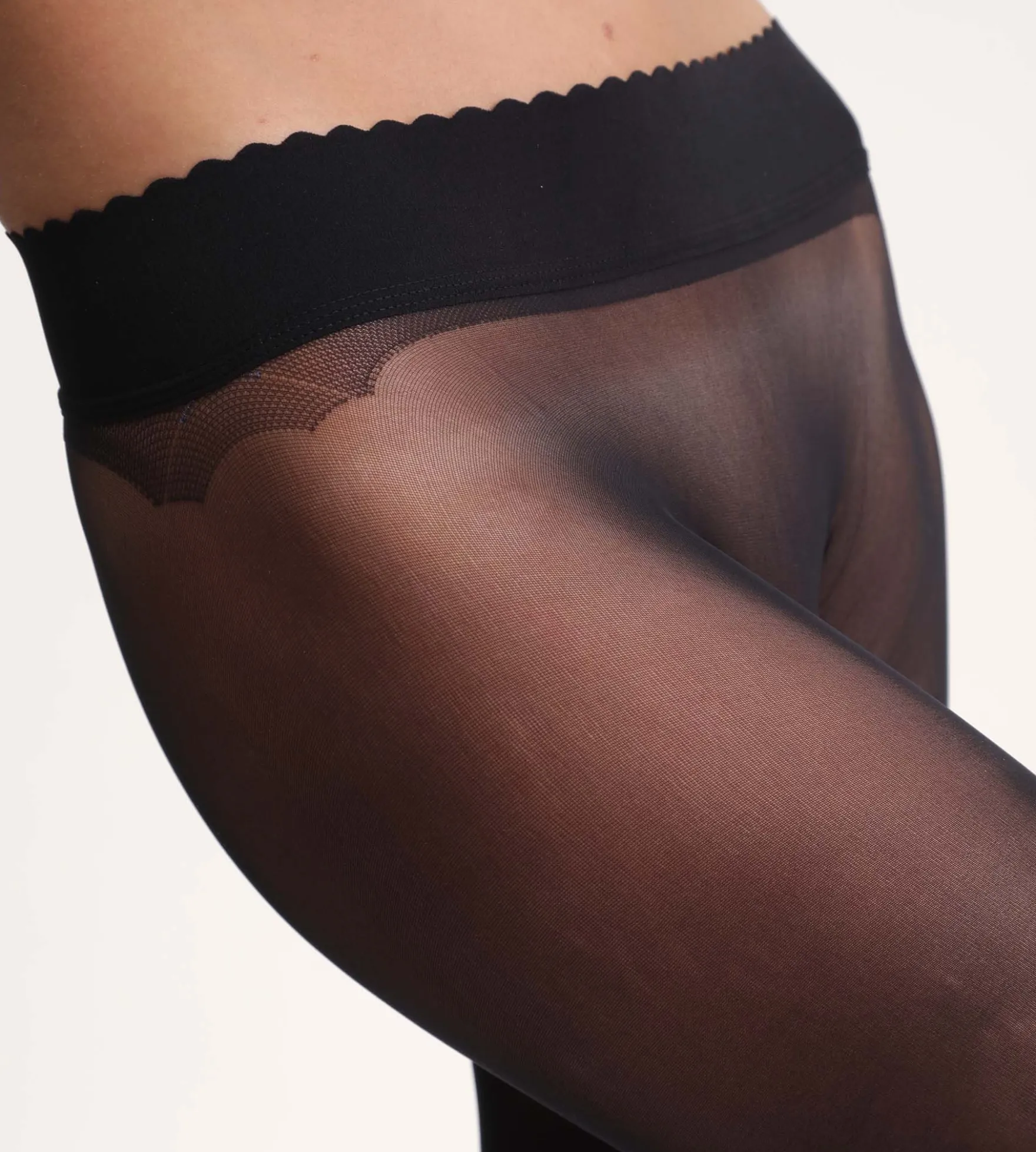 Collant semi-opaque sensation nude Body Touch 30D