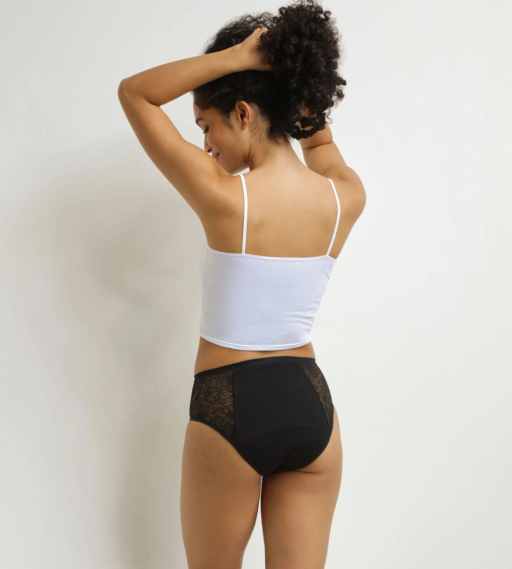 Culotte de règles taille haute flux très abondant noir à fleurs Dim Protect