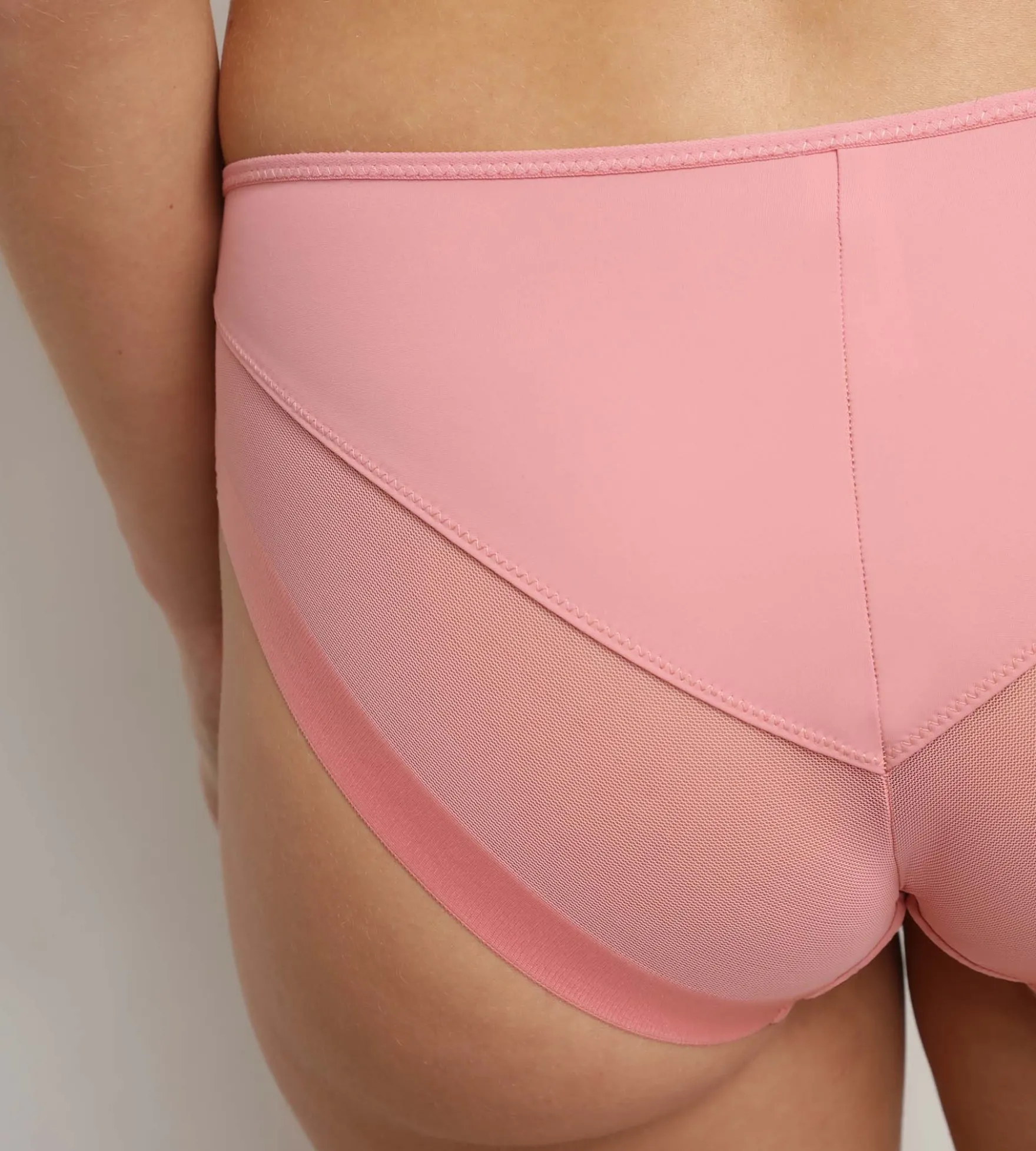 Culotte femme semi-transparente en microfibre rose Dim Generous
