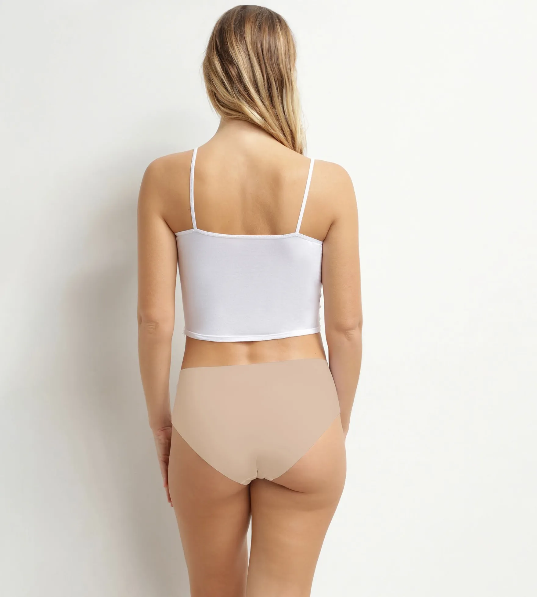 Culotte taille haute femme invisible en microfibre Nude Dim
