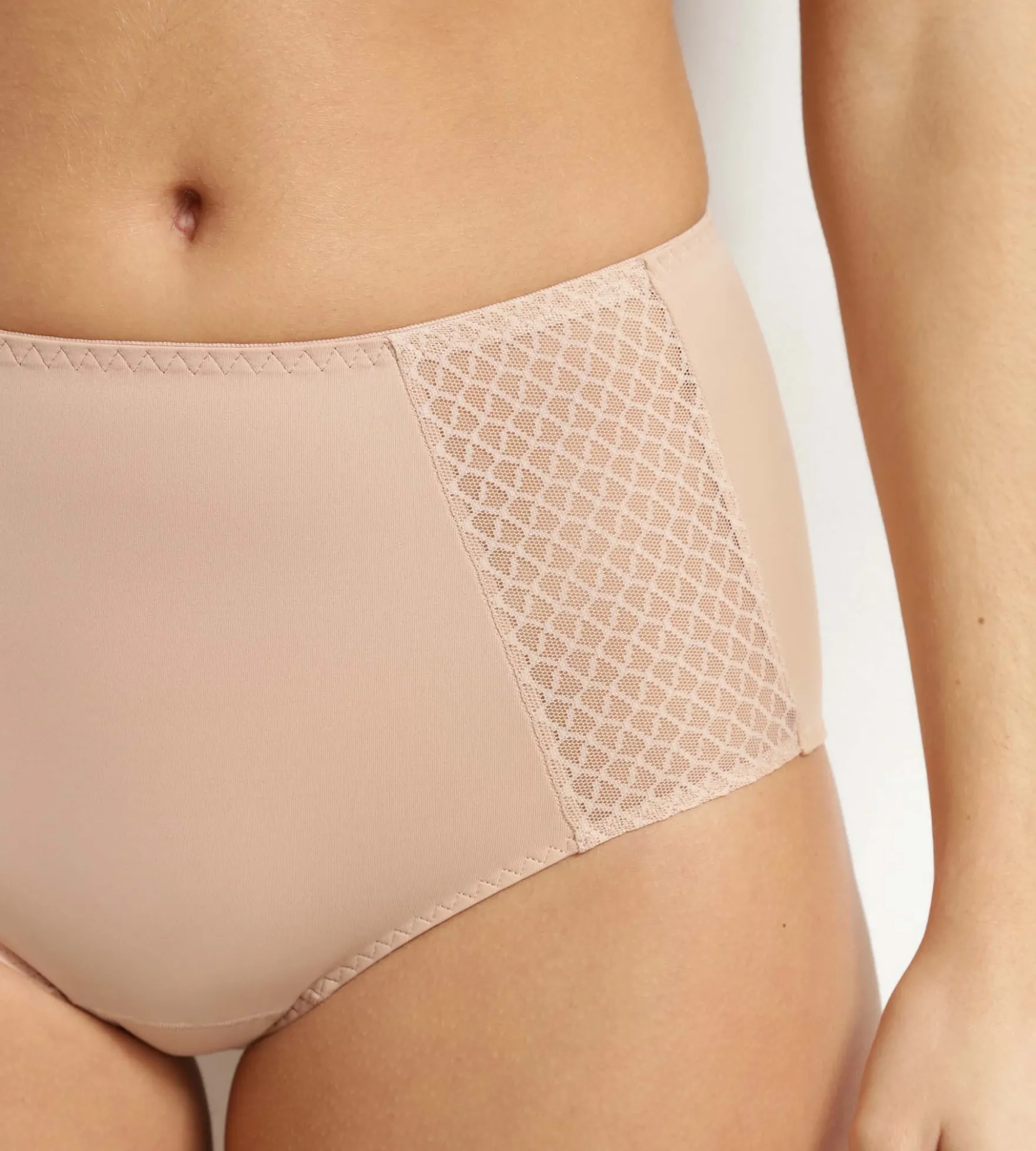 Culotte ventre plat taille haute Nude Dim Silhouette Essentiel