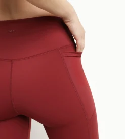 Cycliste de sport femme en microfibre sculptante Bordeaux Dim Move