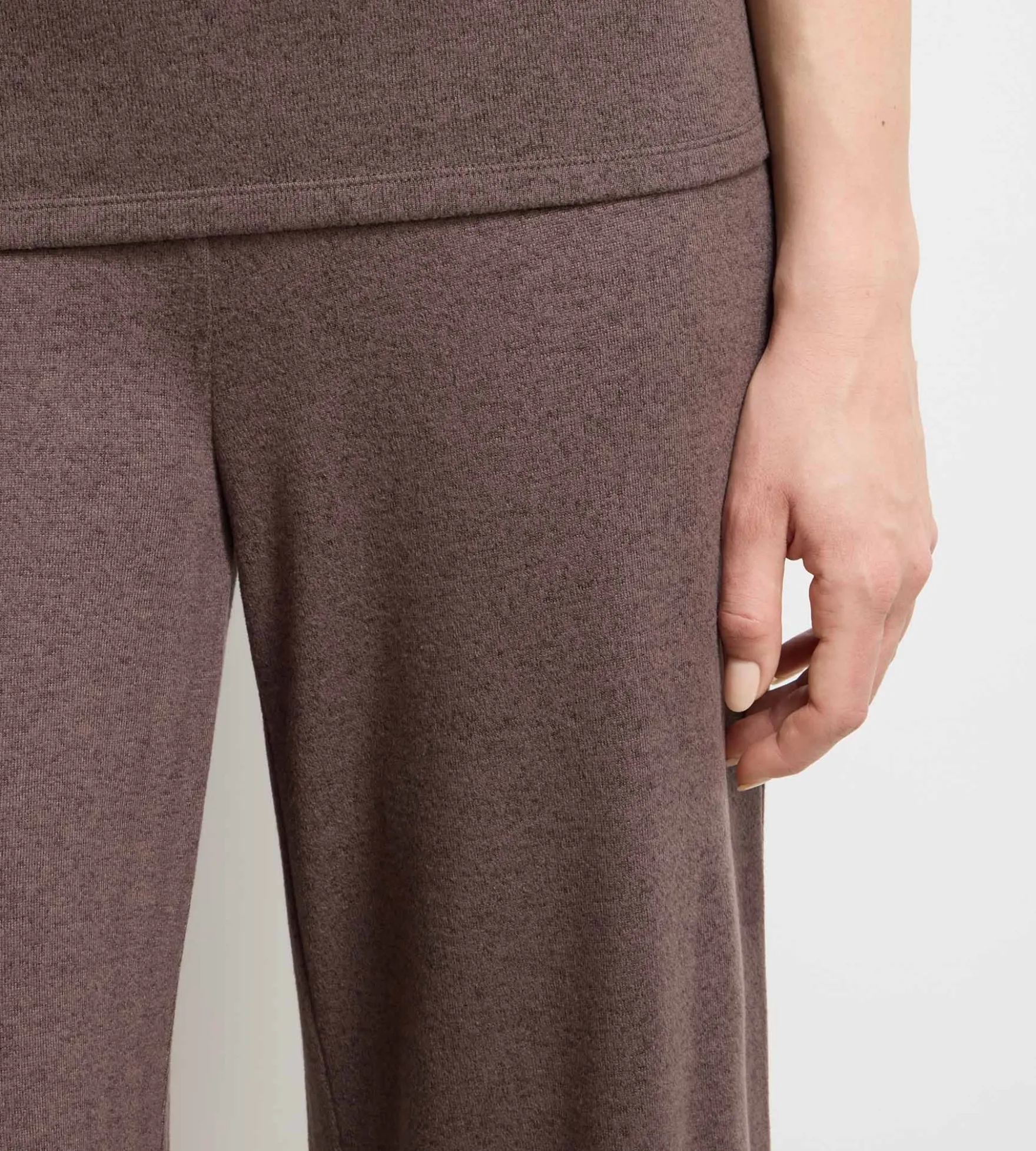 Ensemble pyjama jersey fin marron profond DIM x Ines de la Fressange