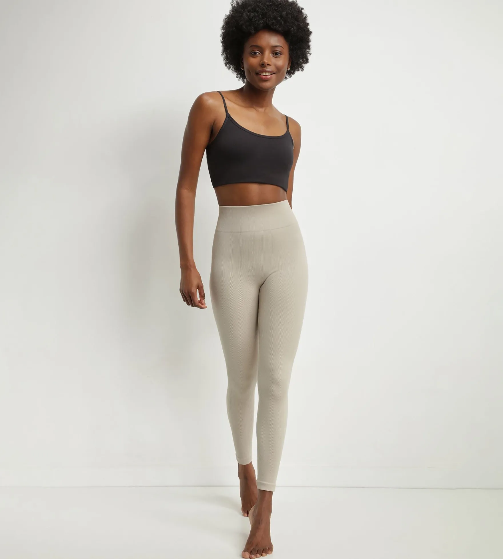 Legging femme Beige en maille côtelée Dim Comfywear
