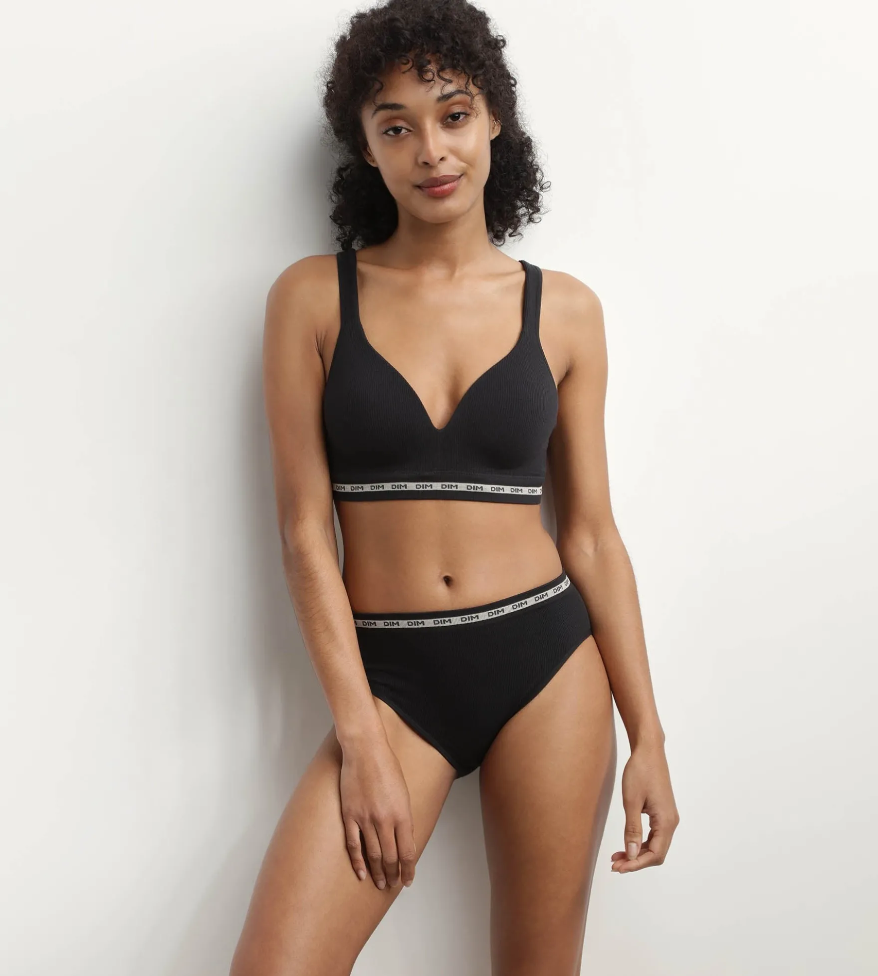 Slip femme en modal polyamide sans couture Noir Dim Icons Seamless