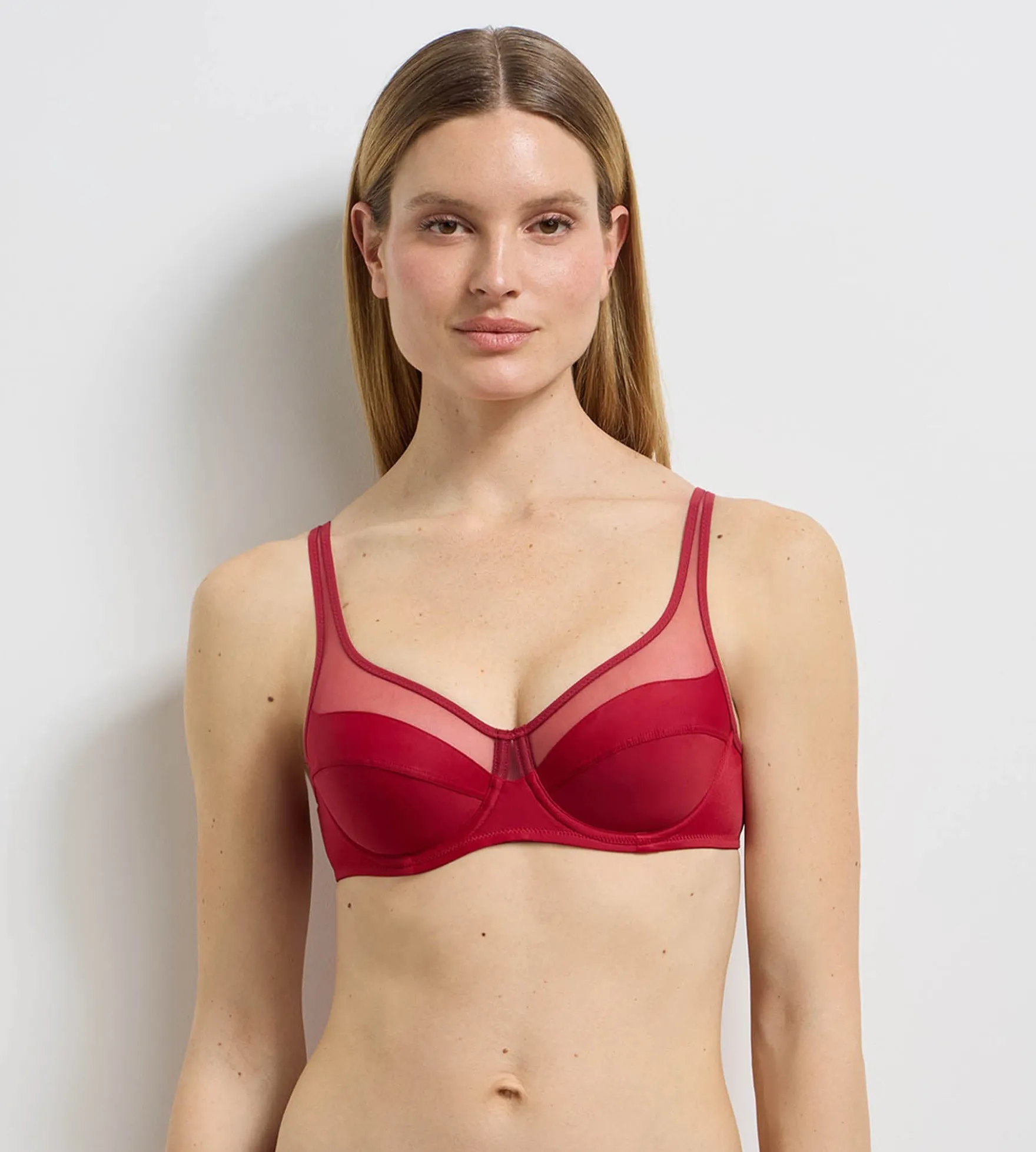 Soutien-gorge emboîtant à armatures bois rouge Generous Classic