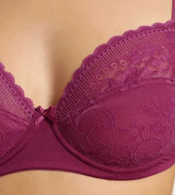 Soutien-gorge emboîtant dentelle et résille florale fruits rouges Dim Féminine