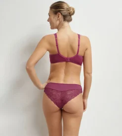 Soutien-gorge emboîtant dentelle Rouge Sangria Generous Essentiel