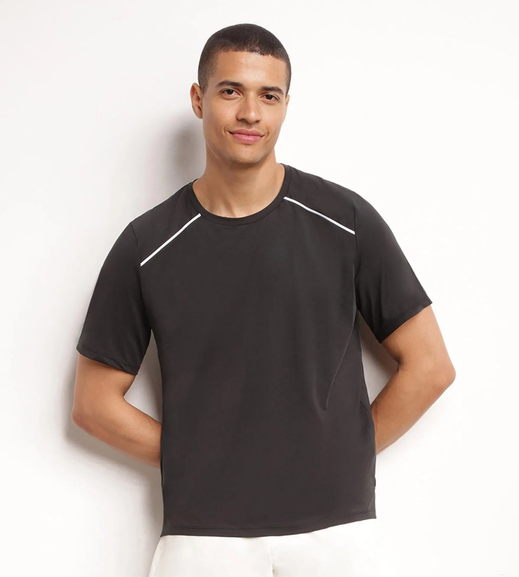 T-shirt de sport homme en matière aérée Noir Dim Move