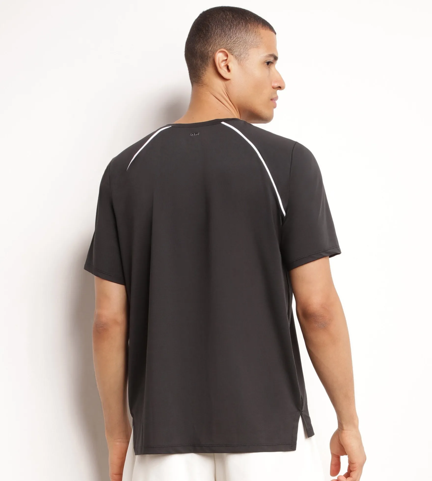 T-shirt de sport homme en matière aérée Noir Dim Move